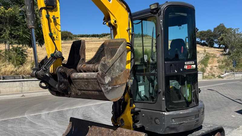 OmecoHub - NEW HOLLAND E35BSR